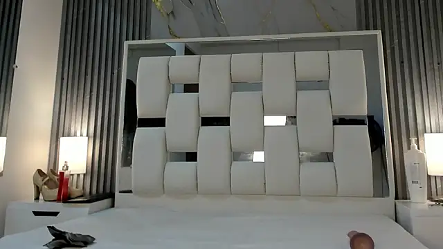 VanessaHard as online show from September 2025 03:11:02 PM