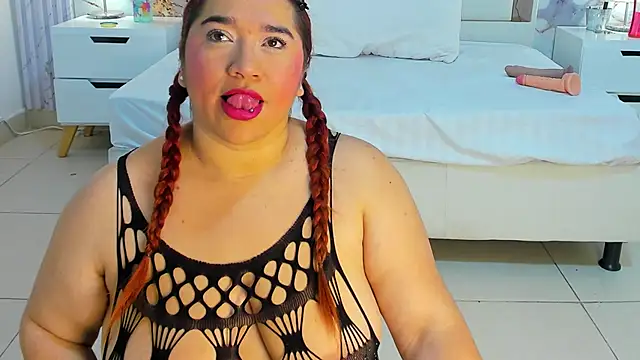 VanessaHard as online show from October 2025 08:06:02 PM