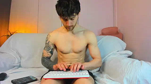 Oscar Miller  online show from April 2026 05:49:01 AM