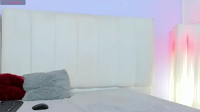 fressittalove01 online show from February 2026 02:27:01 PM