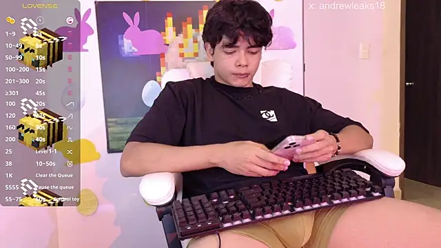 an drew18 online show from April 2026 02:19:01 PM