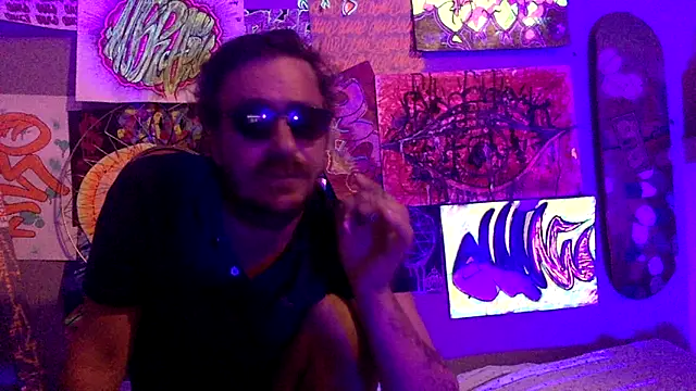 Snapshot of 3615-ULLA chatting on April 2026 11:47:02 PM 3615-ULLA online show from April 2026 11:47:02 PM