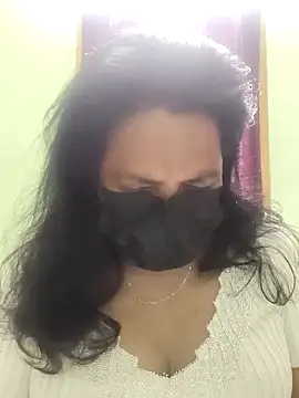 mallu-lover online show from March 2026 06:29:01 AM