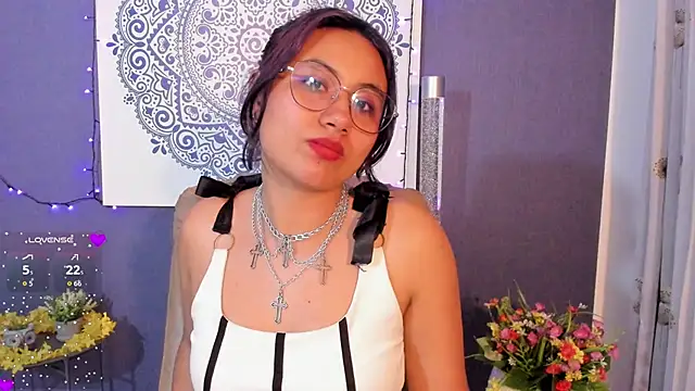 Nova allen online show from September 2025 11:18:02 PM