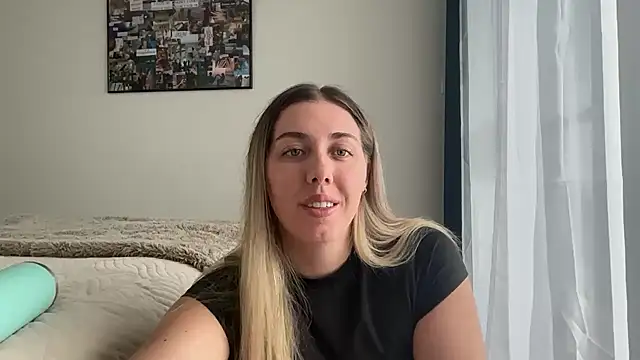 louiseberkeley online show from February 2026 06:09:01 AM