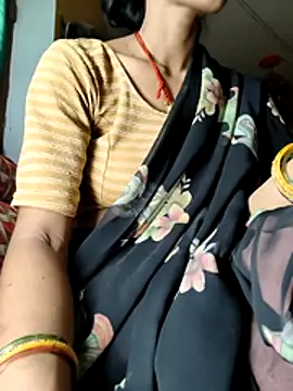 Snapshot of Sonam_pandeyji chatting on June 2026 02:28:01 AM Sonam pandeyji online show from June 2026 02:28:01 AM
