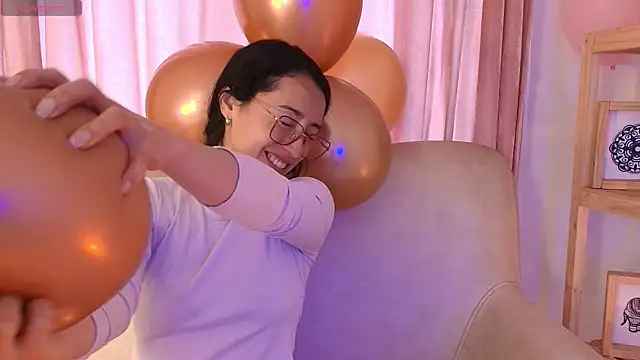 Ginevra esposito online show from April 2026 01:58:02 PM