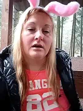 XHelenaX90 online show from April 2026 12:36:02 PM