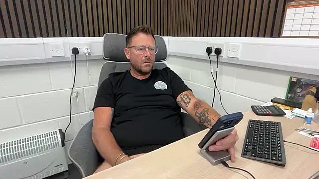 bilf1978 online show from July 2026 06:41:02 AM