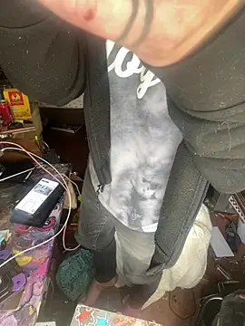 XanderOzzz online show from February 2026 08:48:02 PM