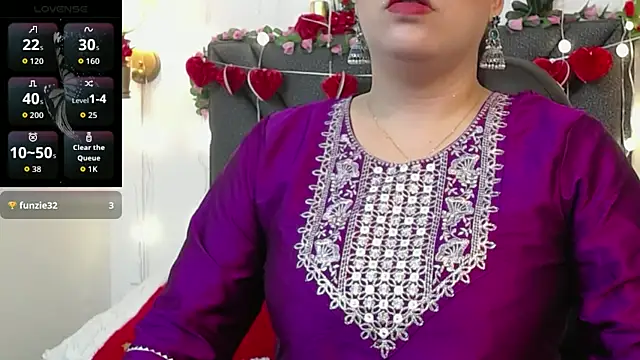 IndraKaur  online show from April 2026 12:06:02 PM