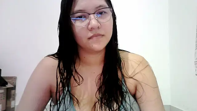Naia Stant online show from February 2026 02:48:02 AM