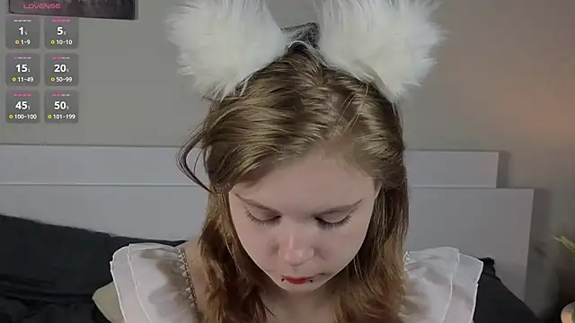 Snapshot of JulietteRain chatting on June 2026 06:29:02 PM JulietteRain online show from June 2026 06:29:02 PM