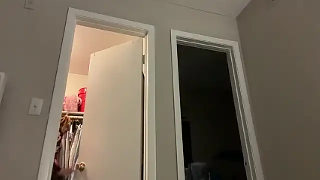 Riley ray69 online show from March 2026 01:39:02 AM