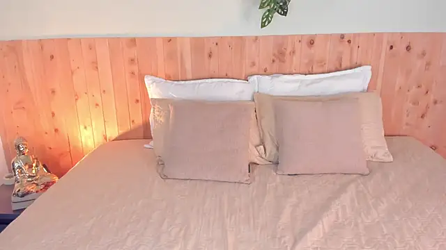 CloehSmiith online show from March 2026 11:58:02 AM