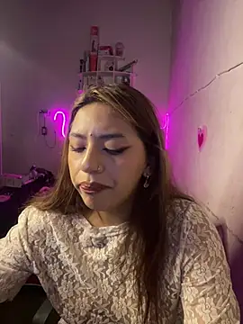 SoftLady S33 online show from June 2026 06:52:02 AM