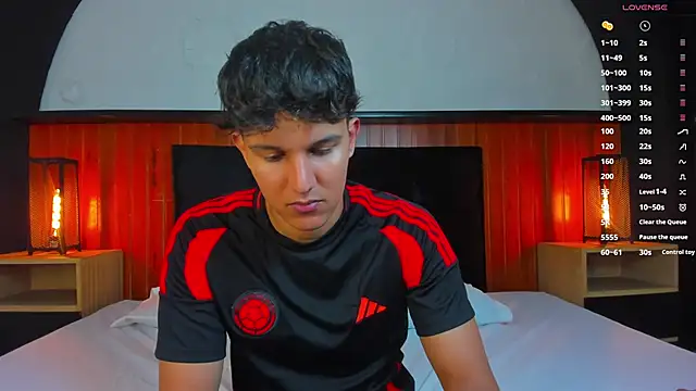 Leo Savage  online show from April 2026 03:53:01 AM