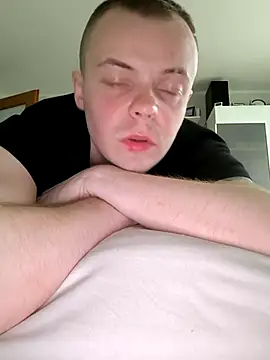 Twojsynek1997 online show from April 2026 02:14:01 PM