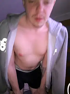 Twojsynek1997 online show from April 2026 08:42:02 PM