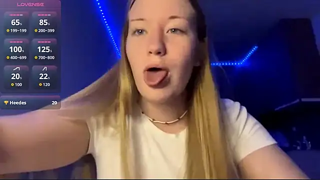 PandaFluff online show from March 2026 05:34:02 PM