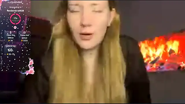 PandaFluff online show from April 2026 07:58:02 PM