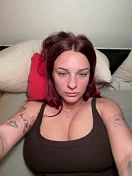 OliviaaFischer online show from April 2026 11:43:02 PM