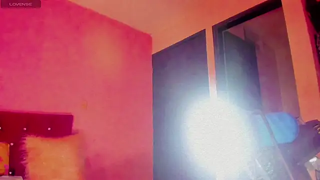 Sara hot12112 online show from March 2026 01:07:02 PM