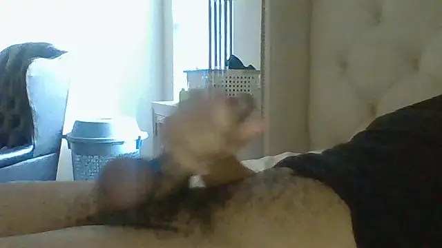 Malcolm4122 online show from May 2026 11:45:01 PM