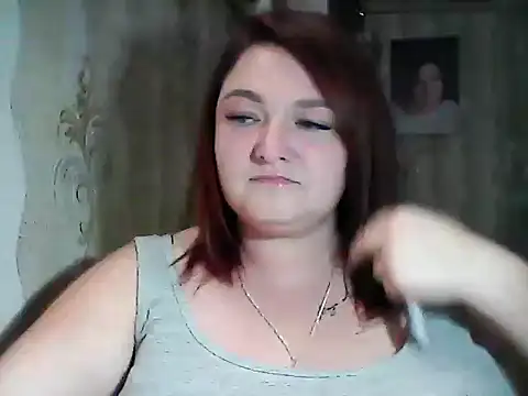 AngelQSky online show from November 2025 09:15:01 PM