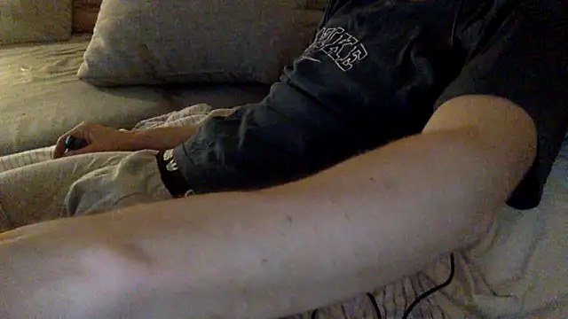 Breezydicksn online show from November 2025 09:24:02 PM