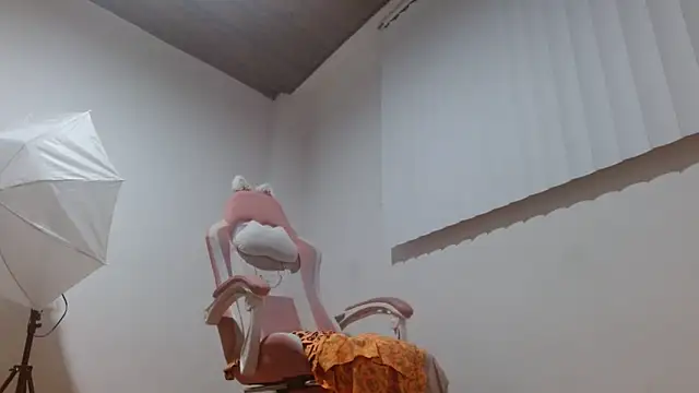 Crystal Star  online show from December 2025 09:57:02 AM