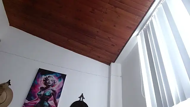 Crystal Star  online show from March 2026 12:01:02 PM