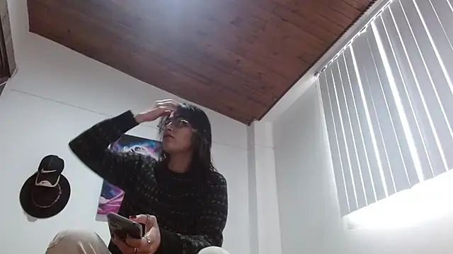 Crystal Star  online show from March 2026 02:44:01 PM