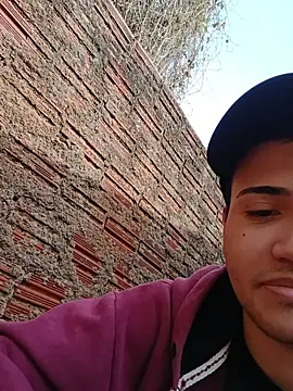 Snapshot of novinho_safado__ chatting on June 2026 04:33:01 PM novinho safado online show from June 2026 04:33:01 PM