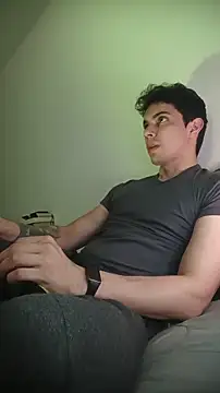 Snapshot of yourfavoriteboy__ chatting on January 2026 12:56:01 AM yourfavoriteboy online show from January 2026 12:56:01 AM