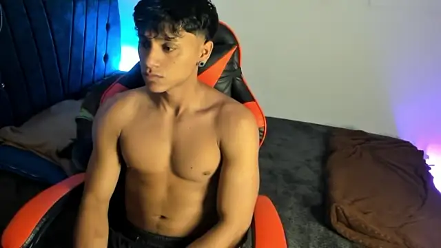ZYZZ1312 online show from June 2026 03:18:02 AM