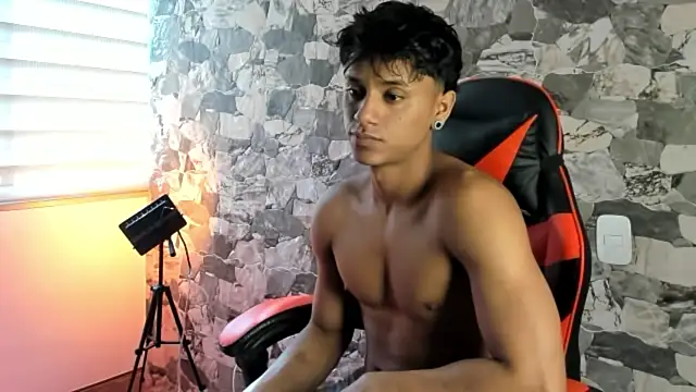 ZYZZ1312 online show from June 2026 07:55:02 PM