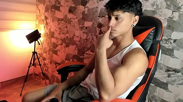 ZYZZ1312 online show from June 2026 01:16:01 AM