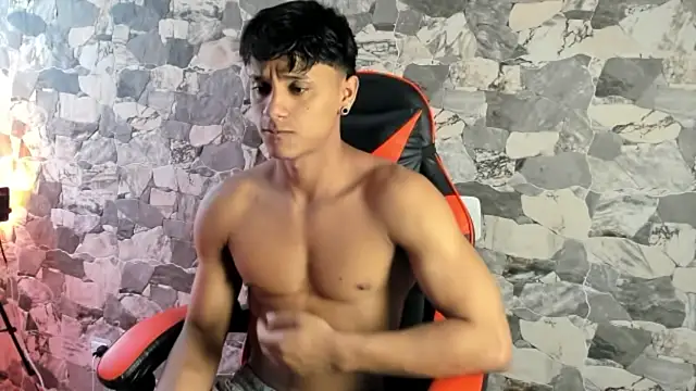 ZYZZ1312 online show from June 2026 07:15:01 PM
