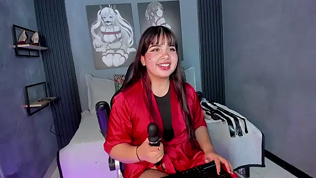 Zara Snow online show from February 2026 03:05:02 PM