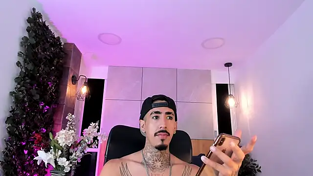 Donovan Desmond online show from March 2026 03:57:02 AM