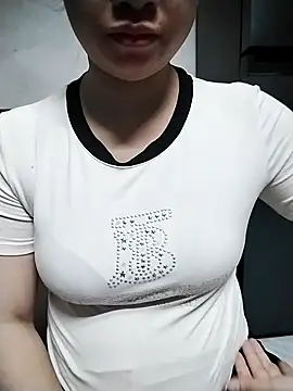 Mie rose online show from April 2026 01:49:02 PM