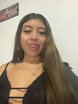 Sara-cooper2 online show from January 2026 12:05:01 AM