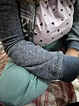 Monella52 online show from February 2026 07:33:02 PM