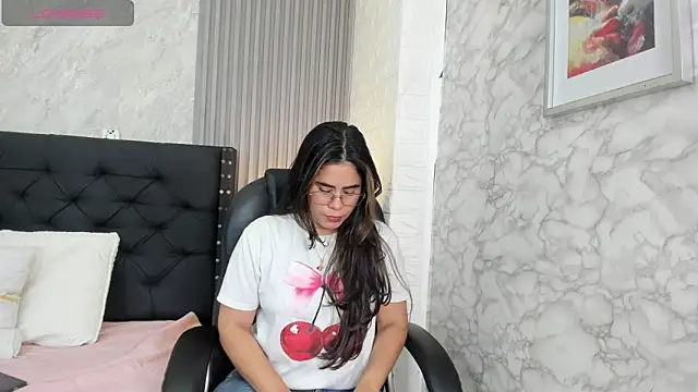 alicy  torres online show from April 2026 12:21:01 PM