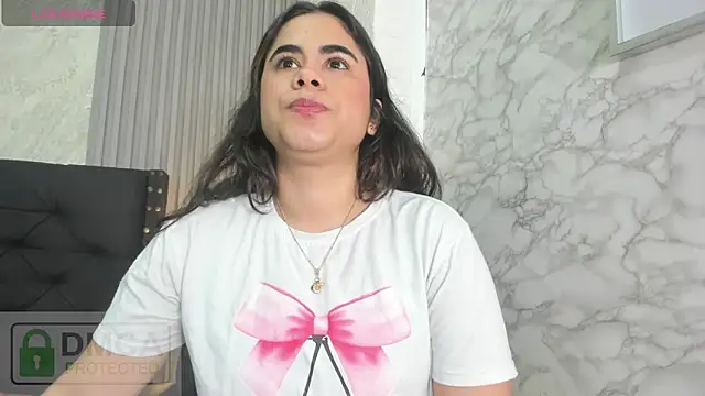 Snapshot of alicy__torres chatting on June 2026 12:24:02 PM alicy torres online show from June 2026 12:24:02 PM