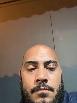 Morenocasado34liberal online show from September 2025 01:31:02 AM