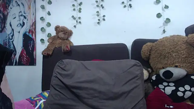 Samanta milf84 online show from April 2026 07:07:02 PM