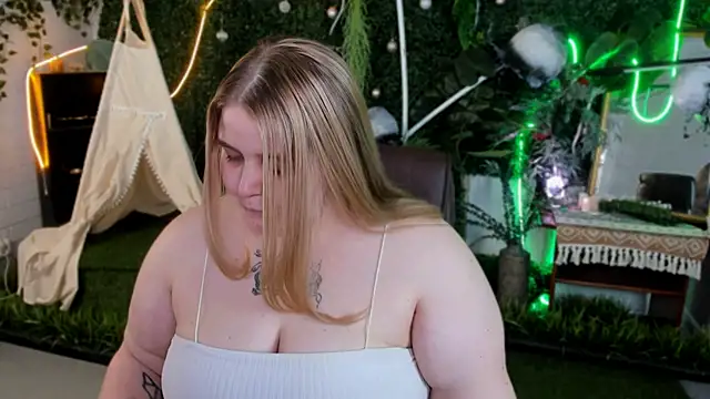 SladaDell online show from March 2026 01:45:01 PM