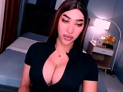 MystiqueQueen online show from April 2026 08:26:01 AM